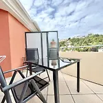 'la Melanie' Neuf, Equipe, Terrasse, Centre * Ментона